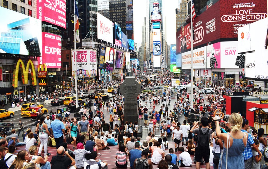 Multidão na Times Square, em NY