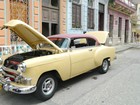 Cuba autoriza livre comércio de carros, proibido durante meio século