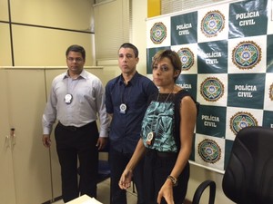Delegada e peritos falaram sobre inquérito nesta terça-feira (29), em São Gonçalo (Foto: Cristina Boeckel/G1)