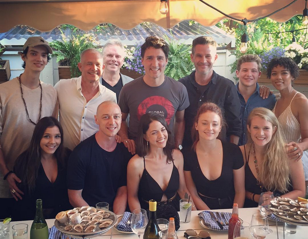 O elenco do próximo X-Men reunido com o primeiro ministro canadense (Foto: Instagram)