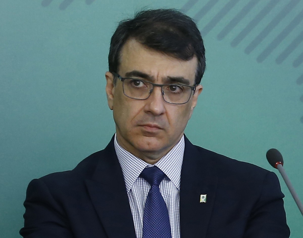 Novo chanceler de Bolsonaro promete 'diplomacia da saúde' e atuação 'sem preferências'