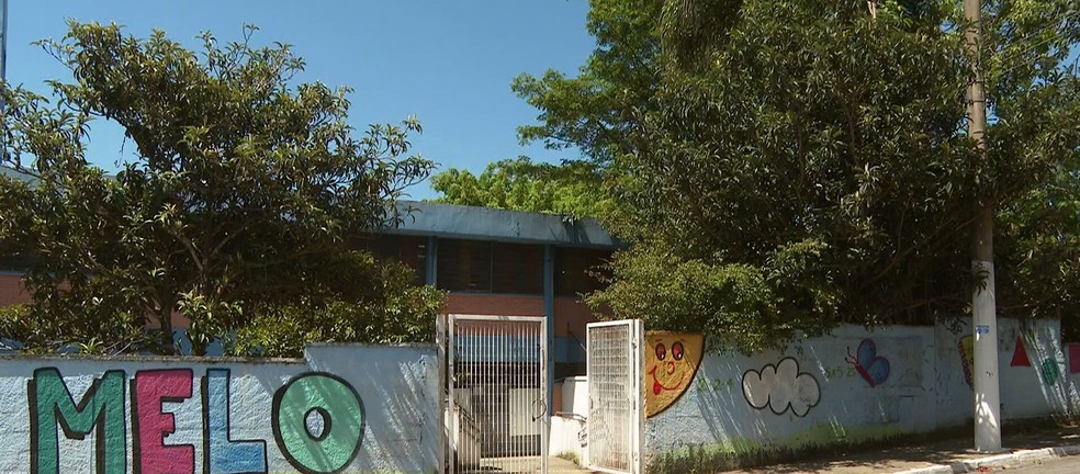 Fachada da Escola Estadual Missionário Manoel de Melo. — Foto: Reprodução/ TV Globo