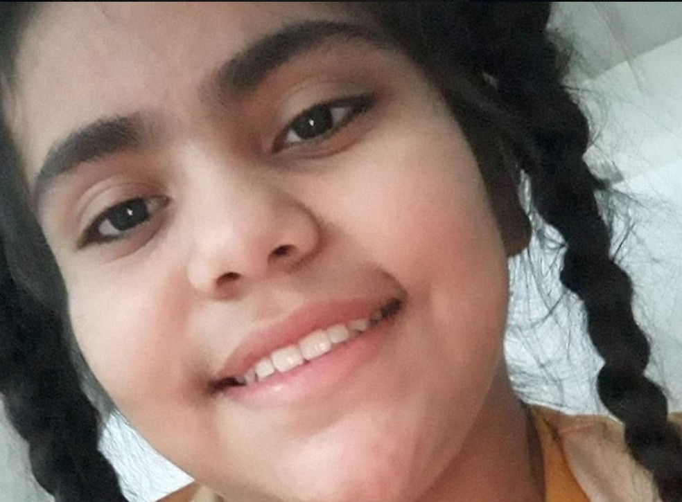 Mirella Poliane Chue de Oliveira, de 11 anos, morreu em junho deste ano em Cuiabá — Foto: Facebook/Reprodução