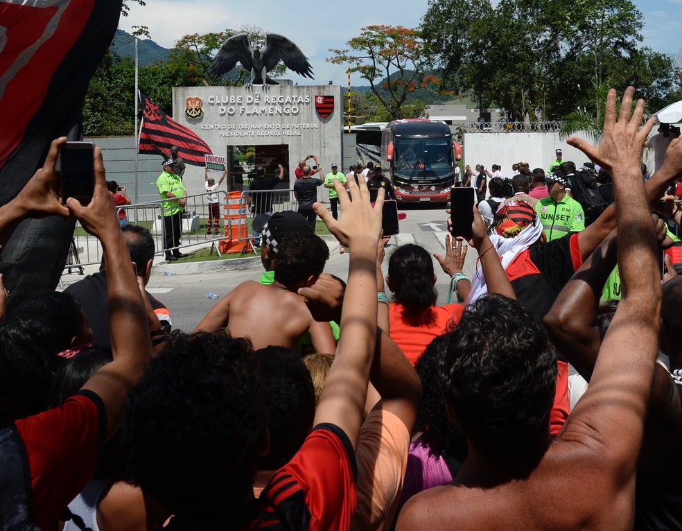 Torcida do Flamengo no Ninho &mdash; Foto: Andr&eacute; Dur&atilde;o / GloboEsporte.com