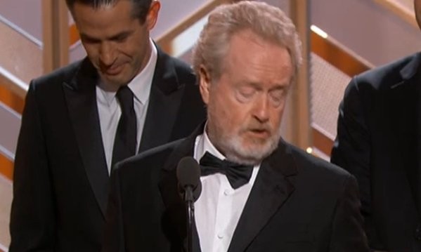 Ridley Scott em seu discurso no Globo de Ouro 2016 (Foto: reprodução)
