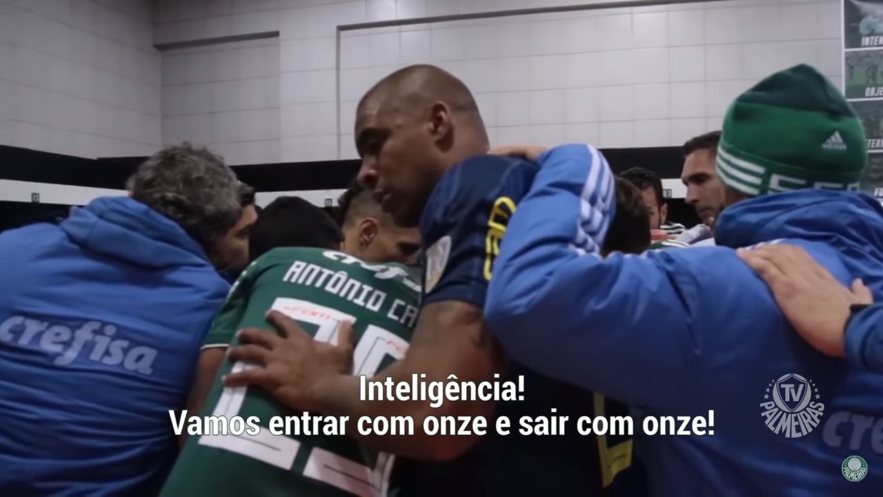 Expulsão de Felipe Melo gera regra de conduta em vestiário do Palmeiras