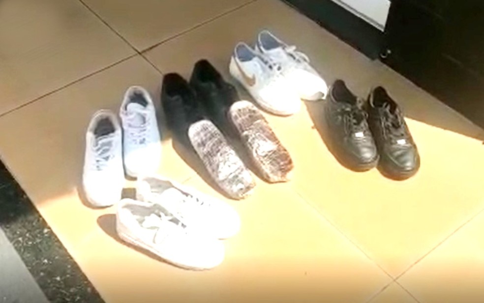 Grupo é preso por tráfico ao usar calçados com palmilhas feitas de cocaína em Jaú — Foto: Polícia Rodoviária/Divulgação