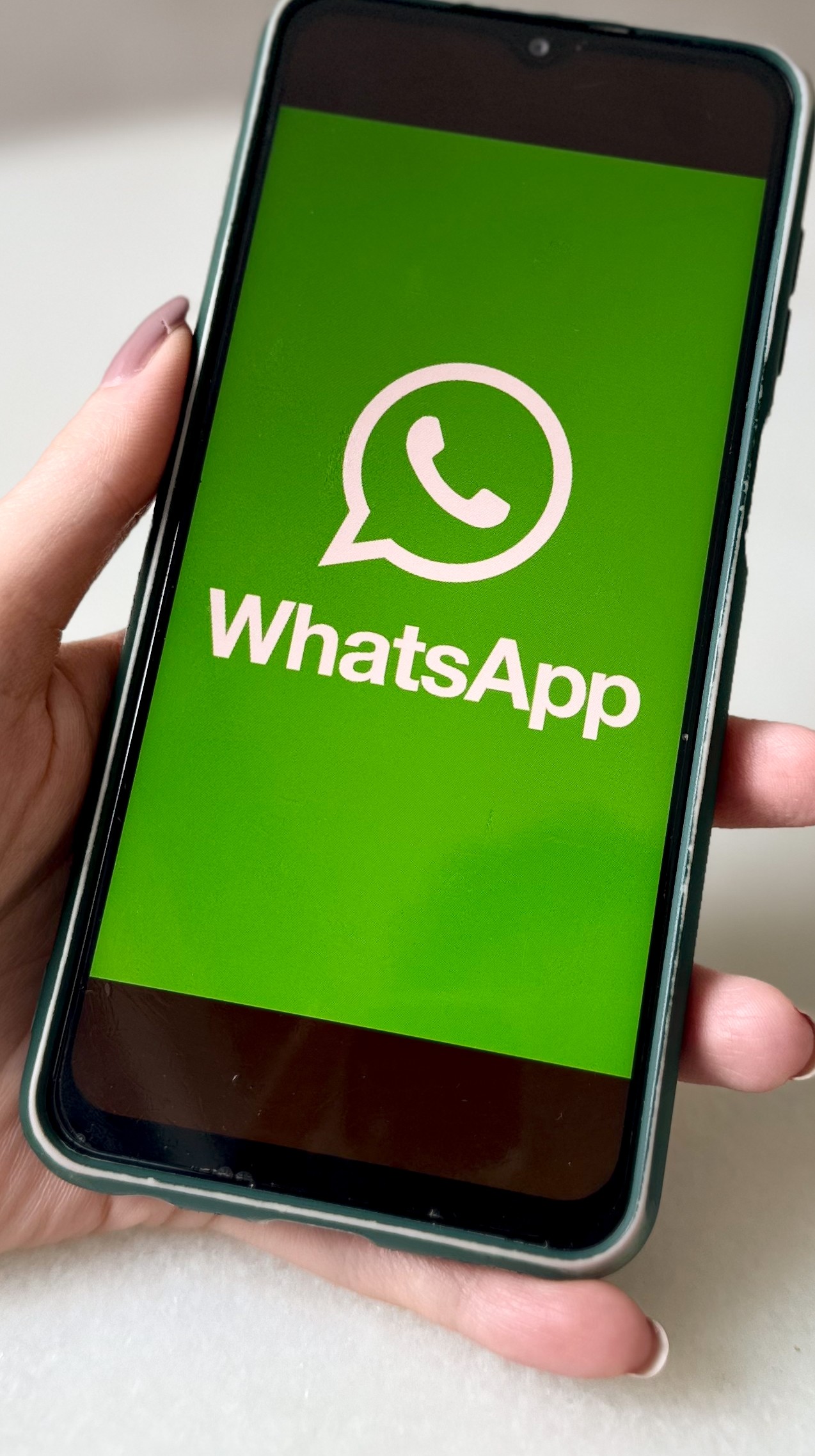 Como trancar conversa no WhatsApp e ter mais privacidade
