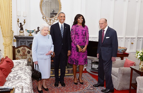 Rainha Elizabeth recebe Michelle e Barack Obama no Reino Unido (Foto: Getty Images)