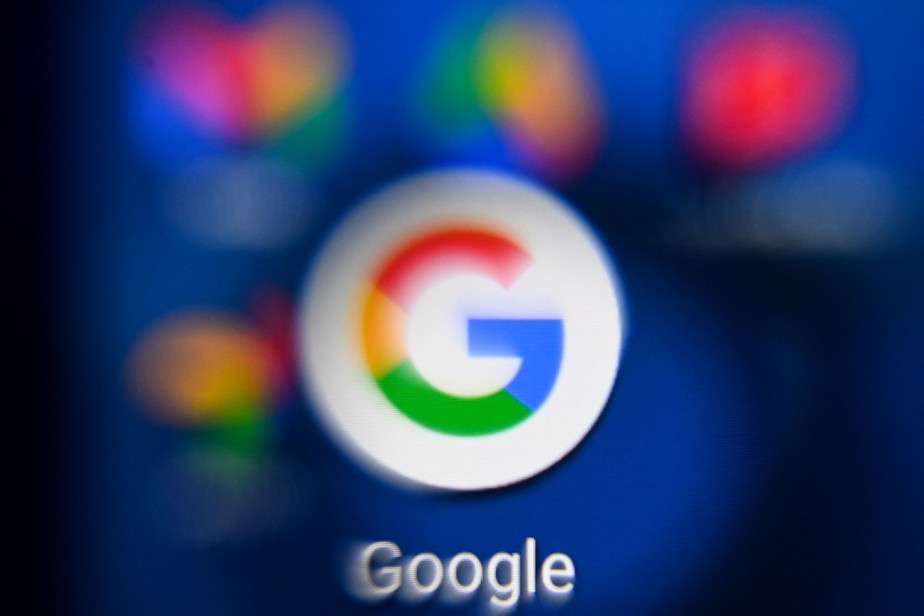 Foto tirada em Moscou mostra o logotipo do Google em uma tela de tablet