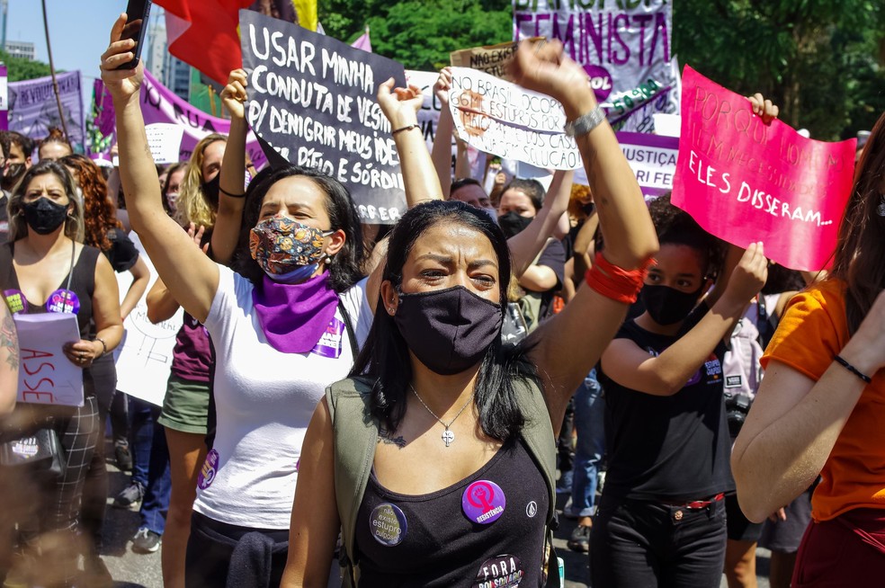 Ato 'Justiça por Mari Ferrer' realizado na Avenida Paulista, em São Paulo (SP), neste domingo (8). — Foto: Estadão Conteúdo.