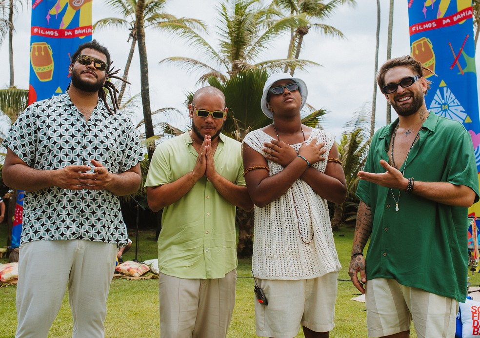Banda Filhos da Bahia, formada pelos filhos de Brown, Saulo, Reinaldo e Tonho Matéria — Foto: Rafael Fotos / Divulgação