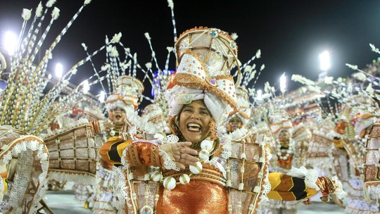 Liga das Escolas de Samba do Rio vai a Brasília em busca do patrocínio de estatal para viabilizar carnaval 