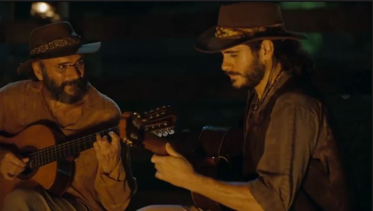 Gabriel Sater sobre dividir cena com o pai, Almir Sater: ‘Por emoção e grande responsabilidade’ |  TV e séries