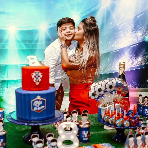 Mileide Mihaile celebra os 8 anos do filho Yhudi (Foto: Reprodução/Instagram) Mileide Mihaile celebra os 8 anos do filho Yhudi (Foto: Reprodução/Instagram)
