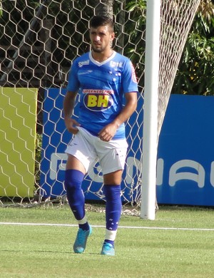 Arrascaeta é a novidade no treino desta quarta na Toca da Raposa II