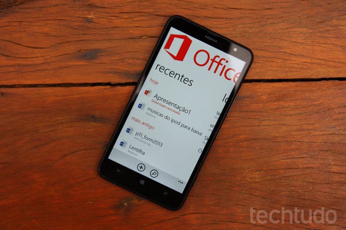 Office Lumia 1320 (Foto: Allan Melo/ TechTudo)