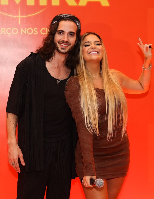 Fiuk e Viih Tube na pré-estreia do filme Me Tira da Mira (Foto: Manuela Scarpa/Brazil News)