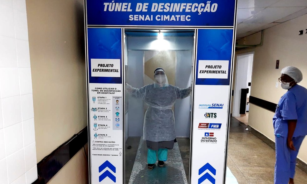 Três túneis de desinfecção são instalados em hospitais de Salvador — Foto: Seplan / Divulgação