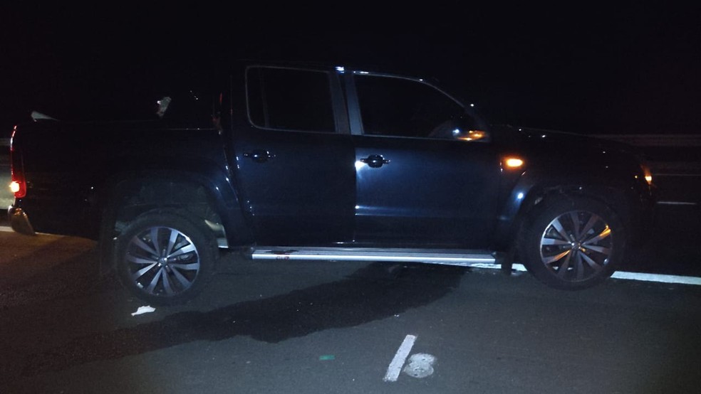 Rodolfo estava na caminhonete e morreu após a colisão na Rodovia Castello Branco em Bofete  — Foto: Polícia Rodoviária/ Divulgação