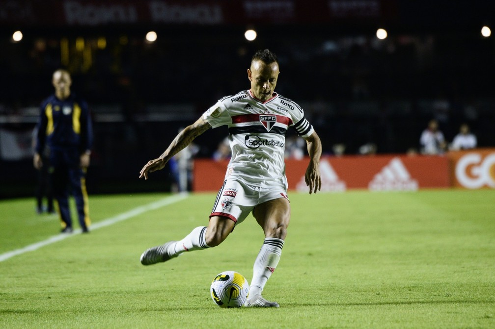 Rafinha elogia atuação do São Paulo no Morumbi e ressalta: 