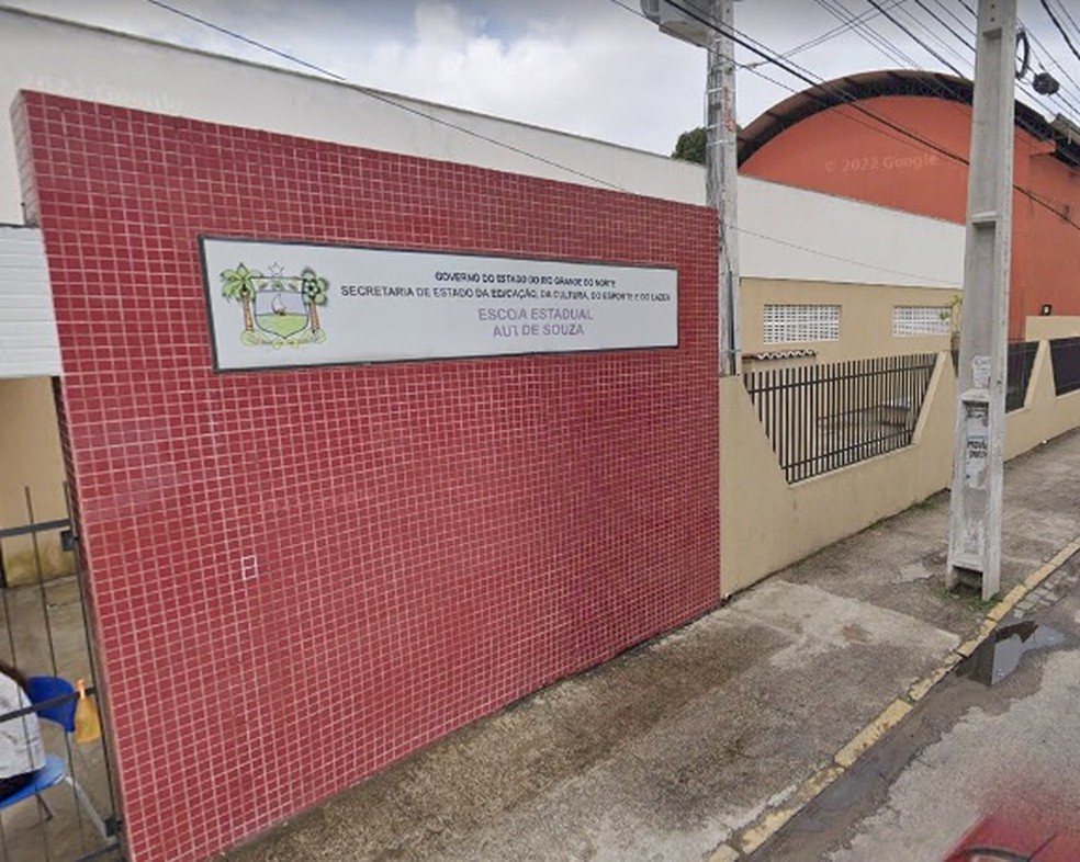 Trabalhador morre eletrocutado durante manutenção em escola pública na  Grande Natal | Rio Grande do Norte | G1