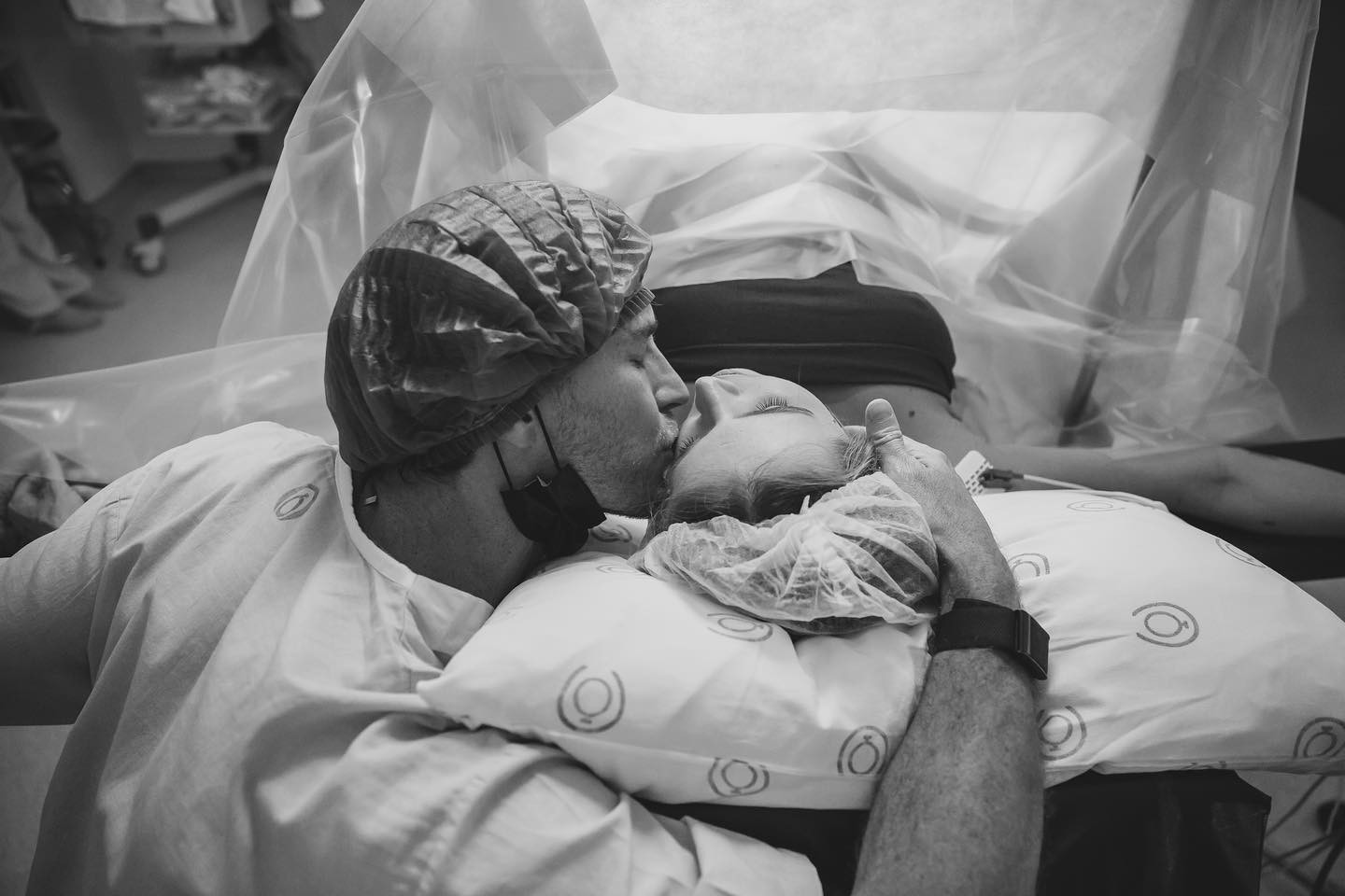 Isa Scherer divulga primeiras fotos com Mel e Bento e fala sobre parto (Foto: Reprodução / Instagram)