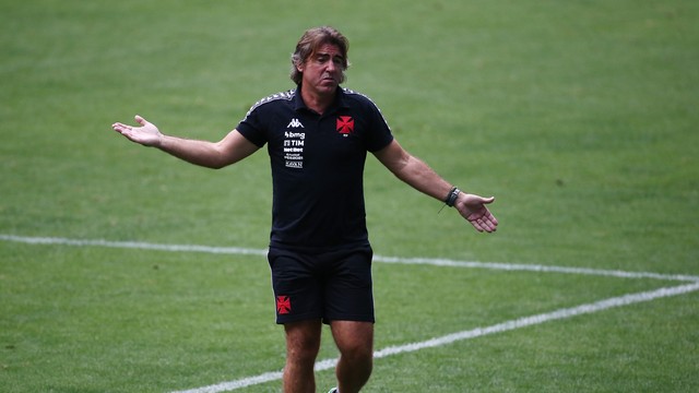 Ricardo Sá Pinto em Grêmio x Vasco