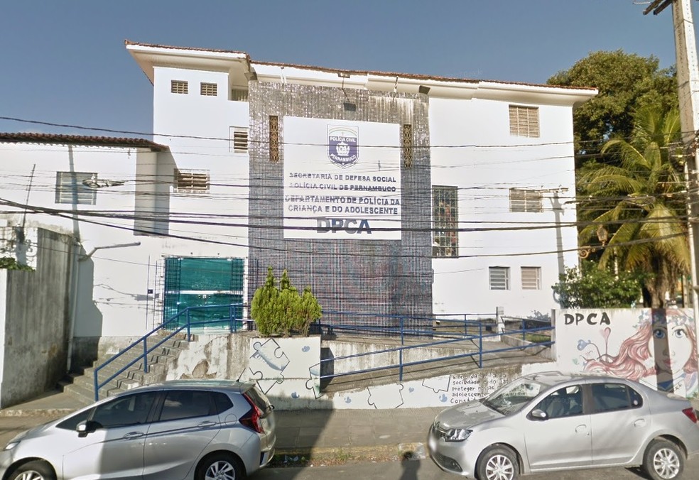 Crime é investigado pelo Departamento de Polícia da criança e do Adolescente (DPCA) — Foto: Reprodução/Google Street View