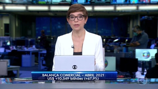 Balança comercial tem superávit recorde de US$ 10,3 bilhões em abril