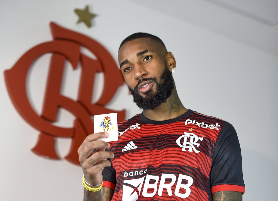 Gerson voltou ao Flamengo cerca de um ano e meio após a última passagem