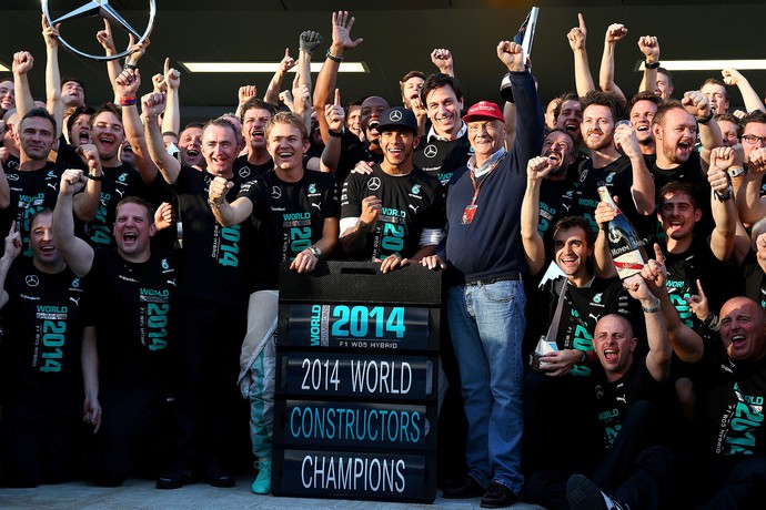 Comemoração da Mercedes pelo título do Mundial de Construtores (Foto: Getty Images)