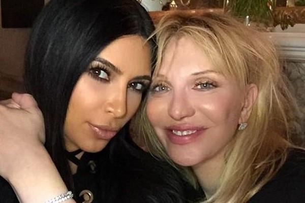 As amigas Kim Kardashian e Courtney Love (Foto: Instagram)