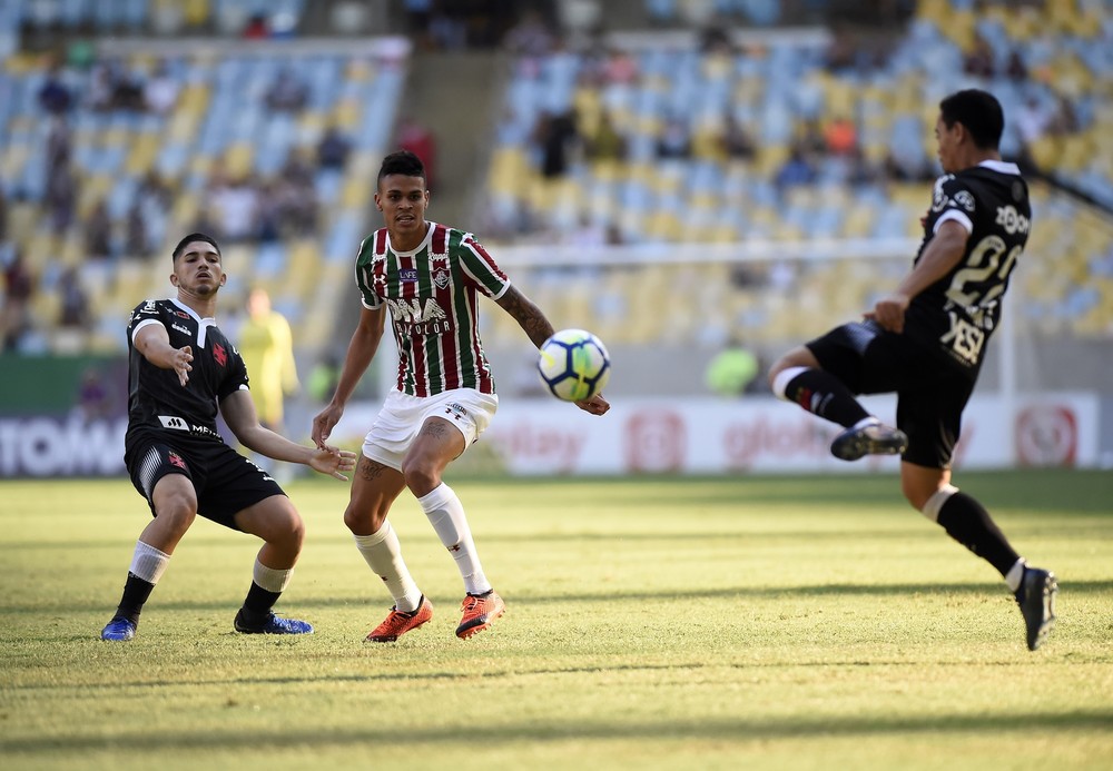 Richard, do Fluminense, confirma sondagem do Corinthians em visita a Atibaia