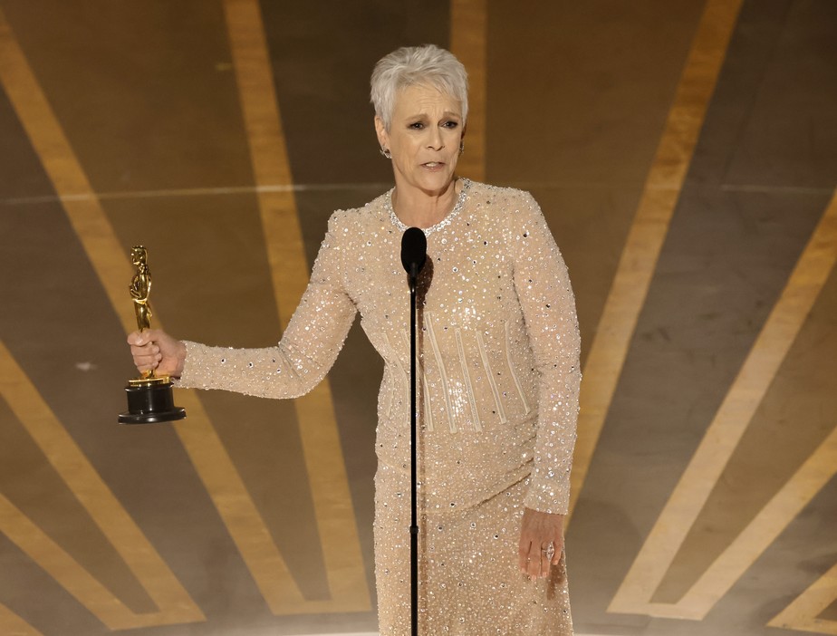 Oscar 2023: Jamie Lee Curtis vence Melhor Atriz Coadjuvante | Filmes e séries | Glamour
