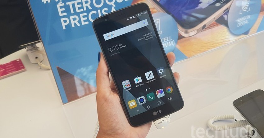 Lg K10 Entenda As Diferencas Entre Os Modelos Normal Power E Pro Noticias Techtudo