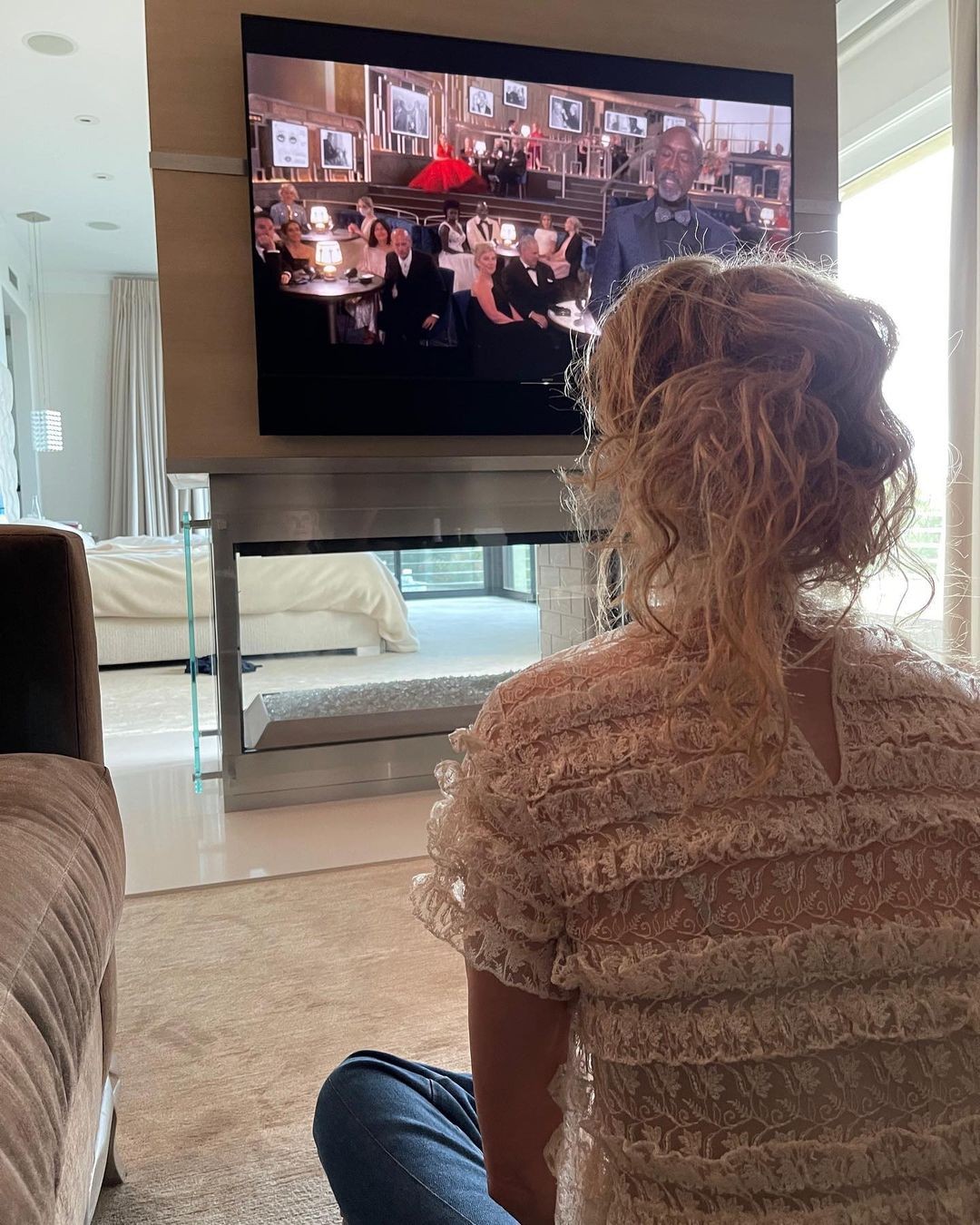 Nicole Kidman assiste o Oscar 2021 de casa  (Foto: Reprodução / Instagram)