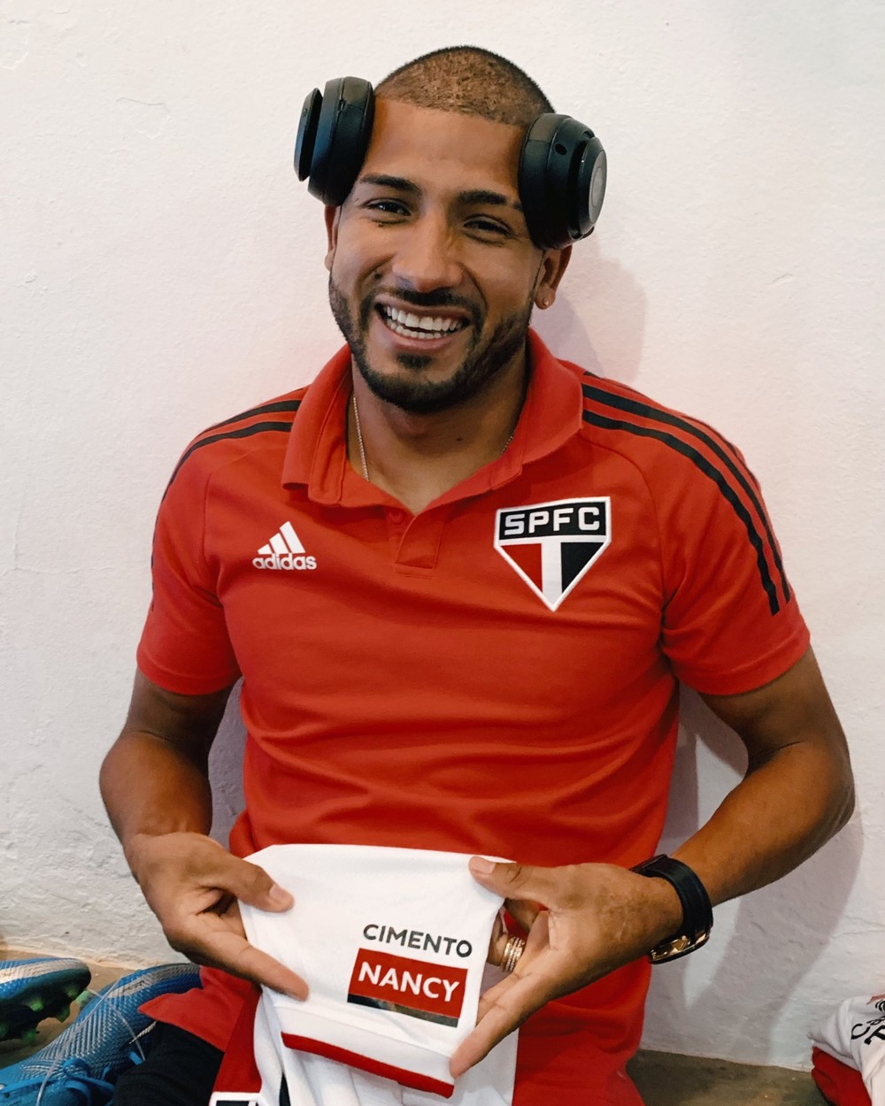 Rojas  acerta renovação e fica no São Paulo, veja detalhes