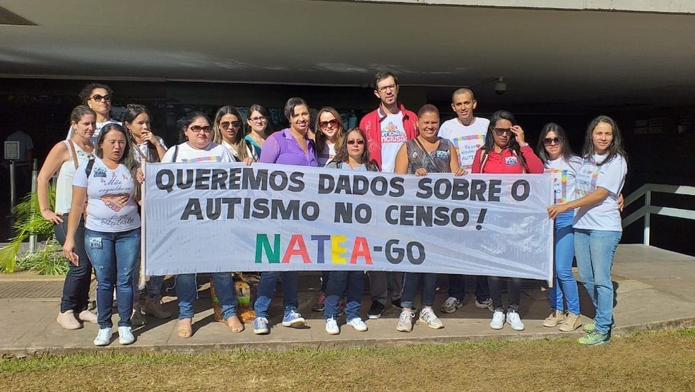 ManifestaÃ§Ã£o para incluir autismo no censo de 2020 â Foto: Viviane GuimarÃ£es/Arquivo pessoal