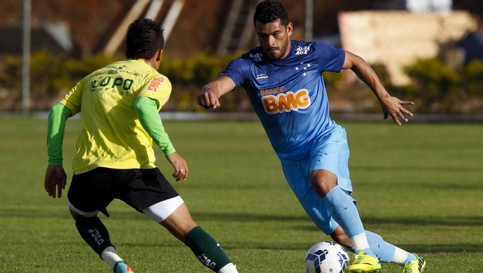 Samudio fala em tom de despedida e agradece a companheiros de Cruzeiro
