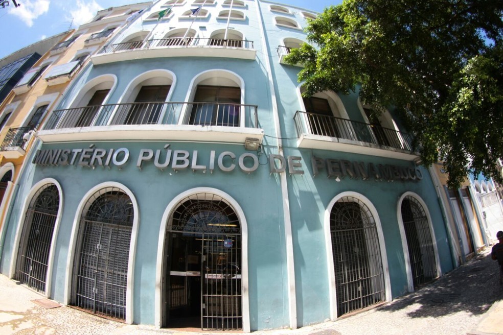 Ministério Público de PE abre concurso com 15 vagas para promotor e salários de R$ 30 mil