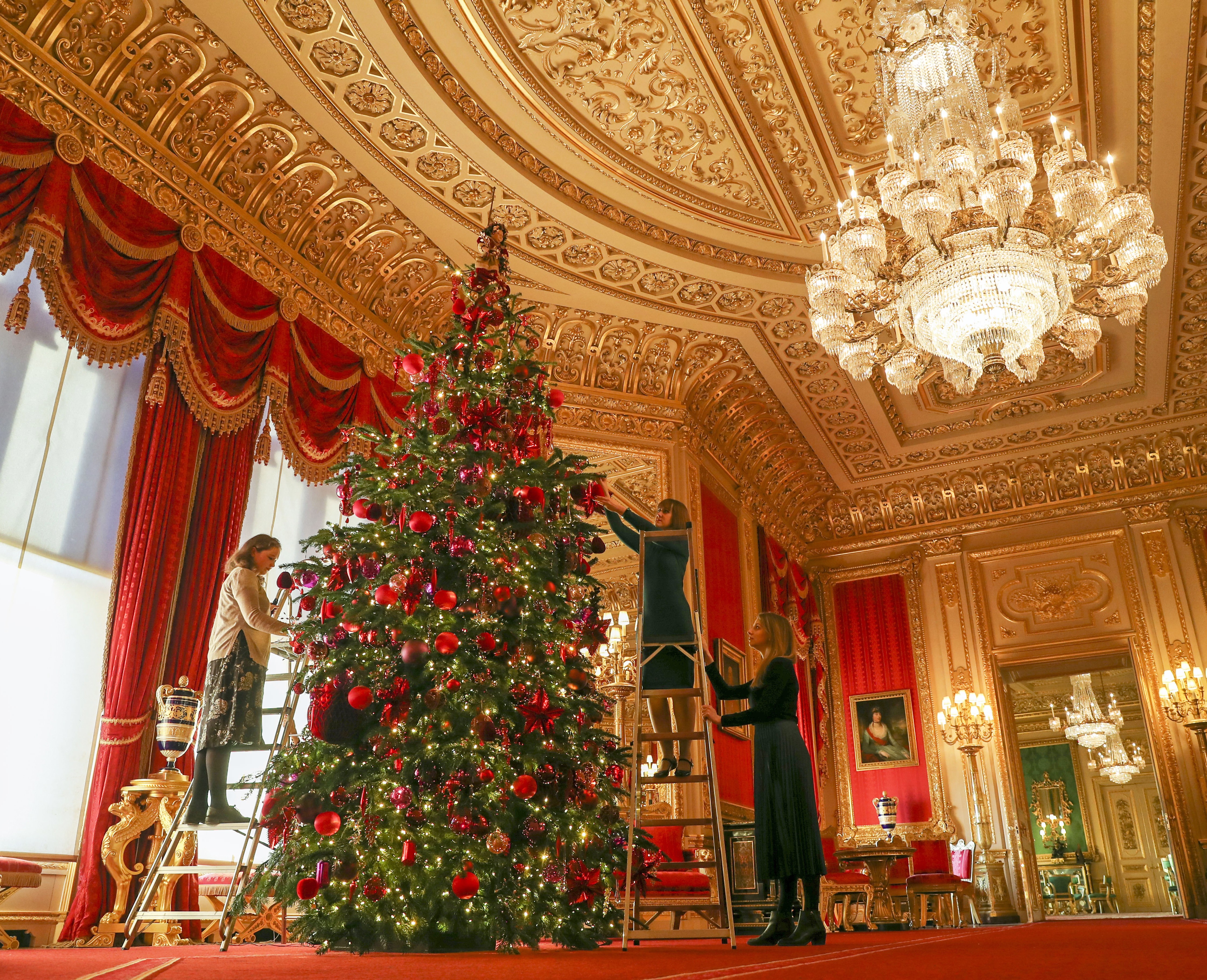 Árvore de Natal da Família Real tem 6 metros de altura: veja detalhes -  Casa Vogue | Gente