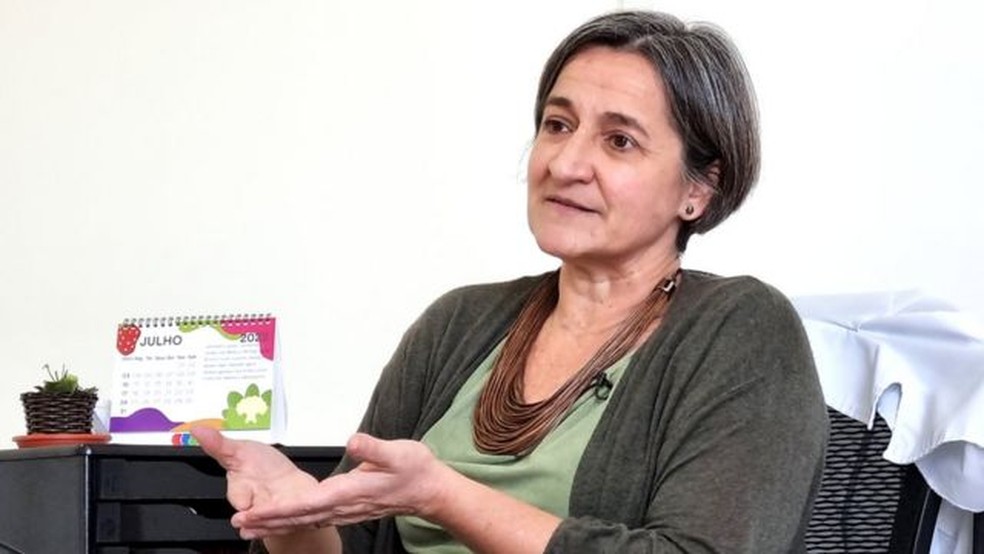Médica que atende crianças em vulnerabilidade nutricional diz que fome afeta até três gerações — Foto: Fernando Otto/BBC News Brasil