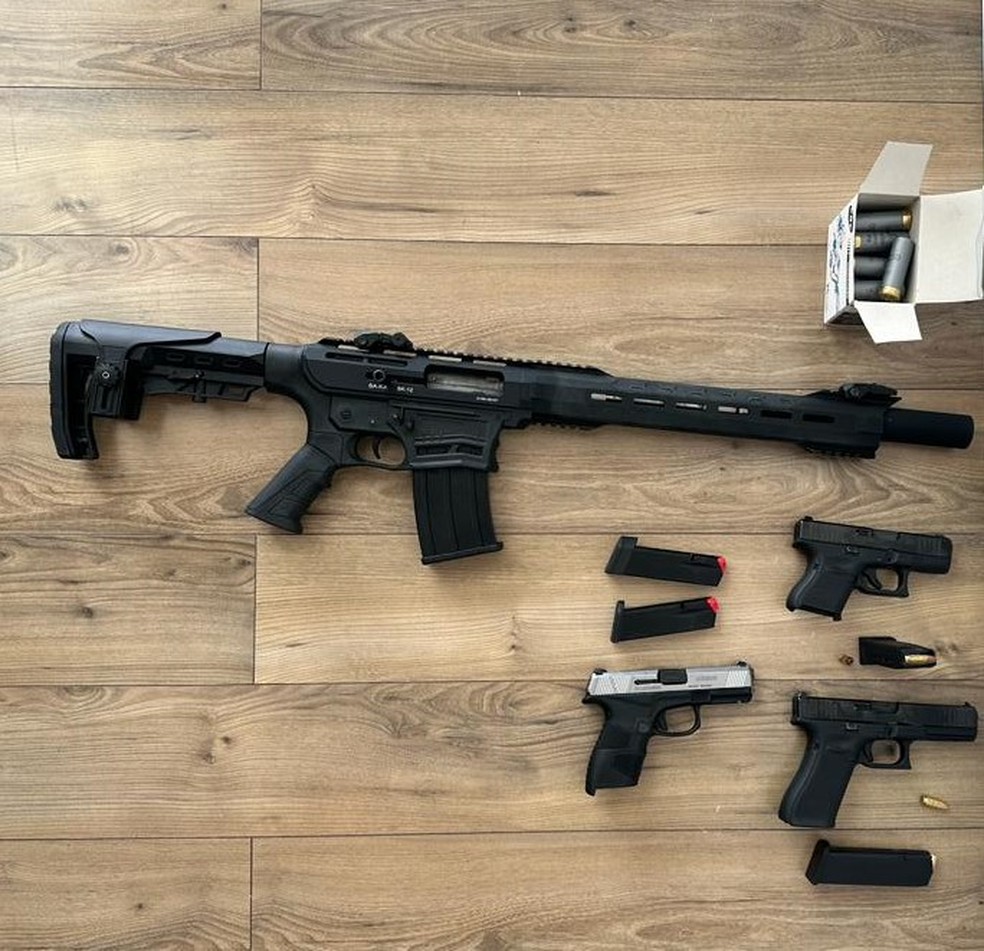Armas foram apreendidas durante operação da PF em AL — Foto: PF