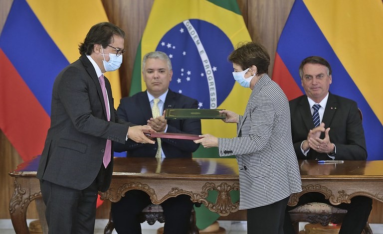 brasil-colombia-acordo (Foto: Guilherme Martimon/Mapa)