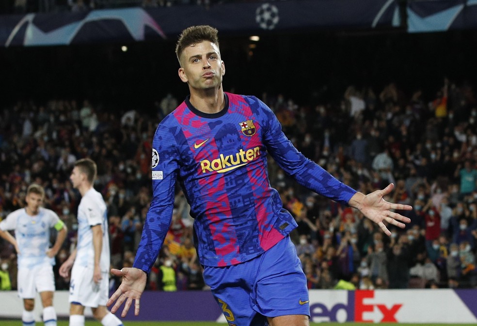 Piqu Barcelona Dnamo de Kiev  Foto: Reuters