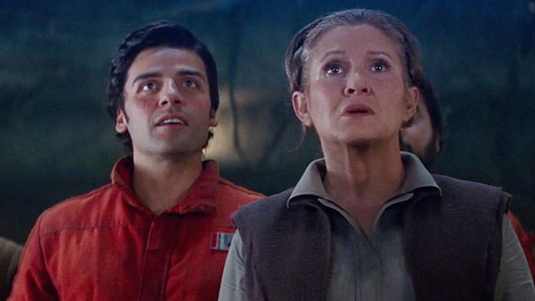 Oscar Isaac e Carrie Fisher em cena de Star Wars (Foto: Reprodução)
