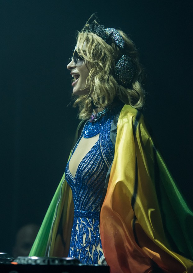 Paris Hilton no Carnaval de Salvador  (Foto: Caio Duran )