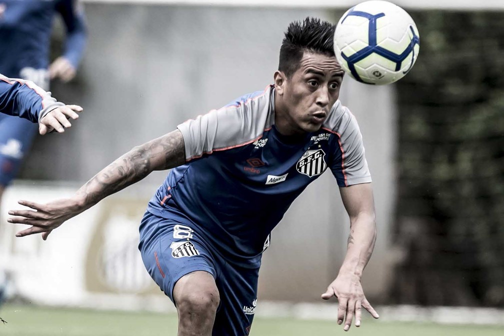 Cueva não fez nenhum gol pelo Santos — Foto: Ivan Storti/Santos FC