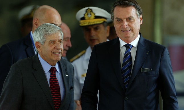 Ministro Augusto Heleno e Bolsonaro